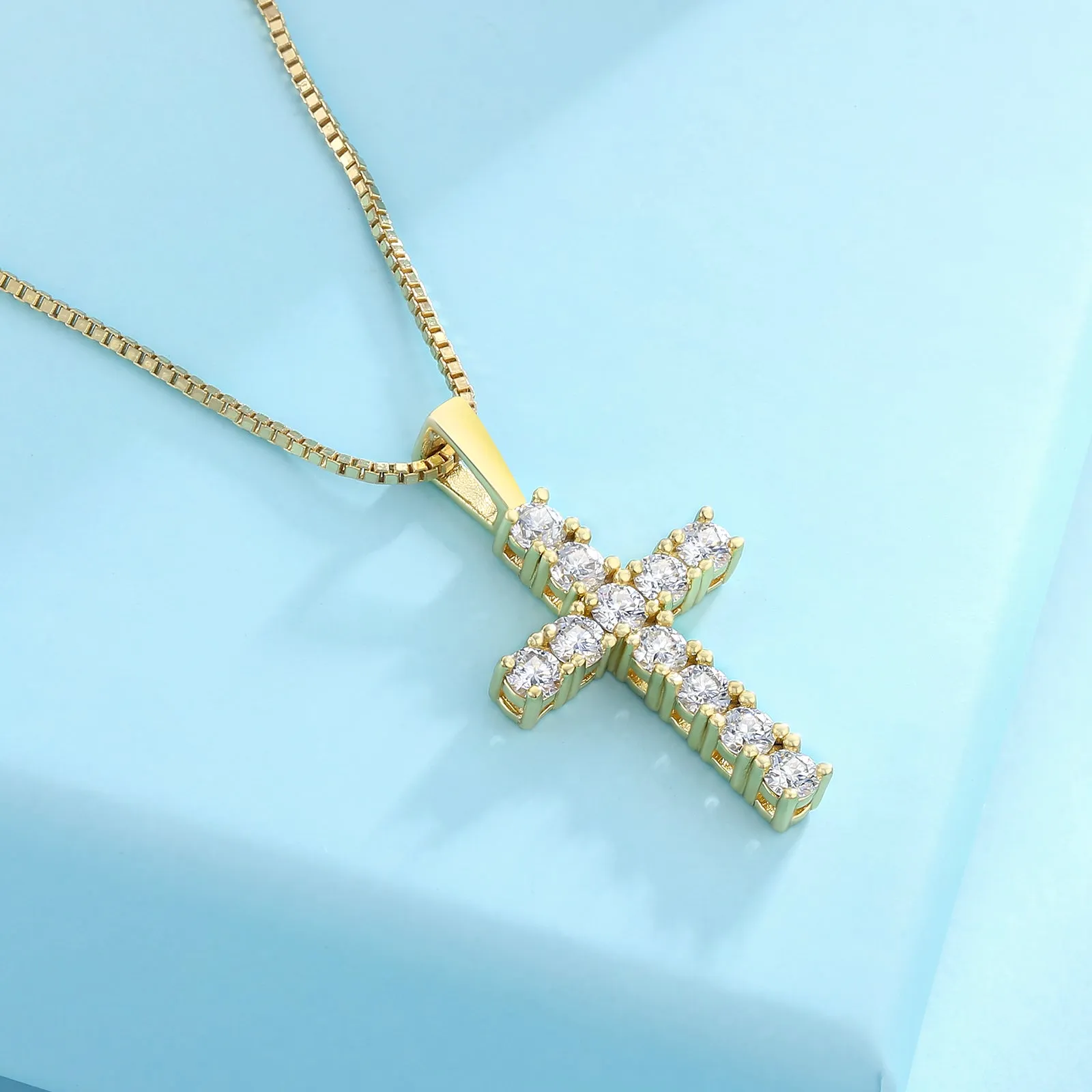 0.70 Carats VVS1 Moissanite Cross Pendant for Women 14K Gold/White Gold