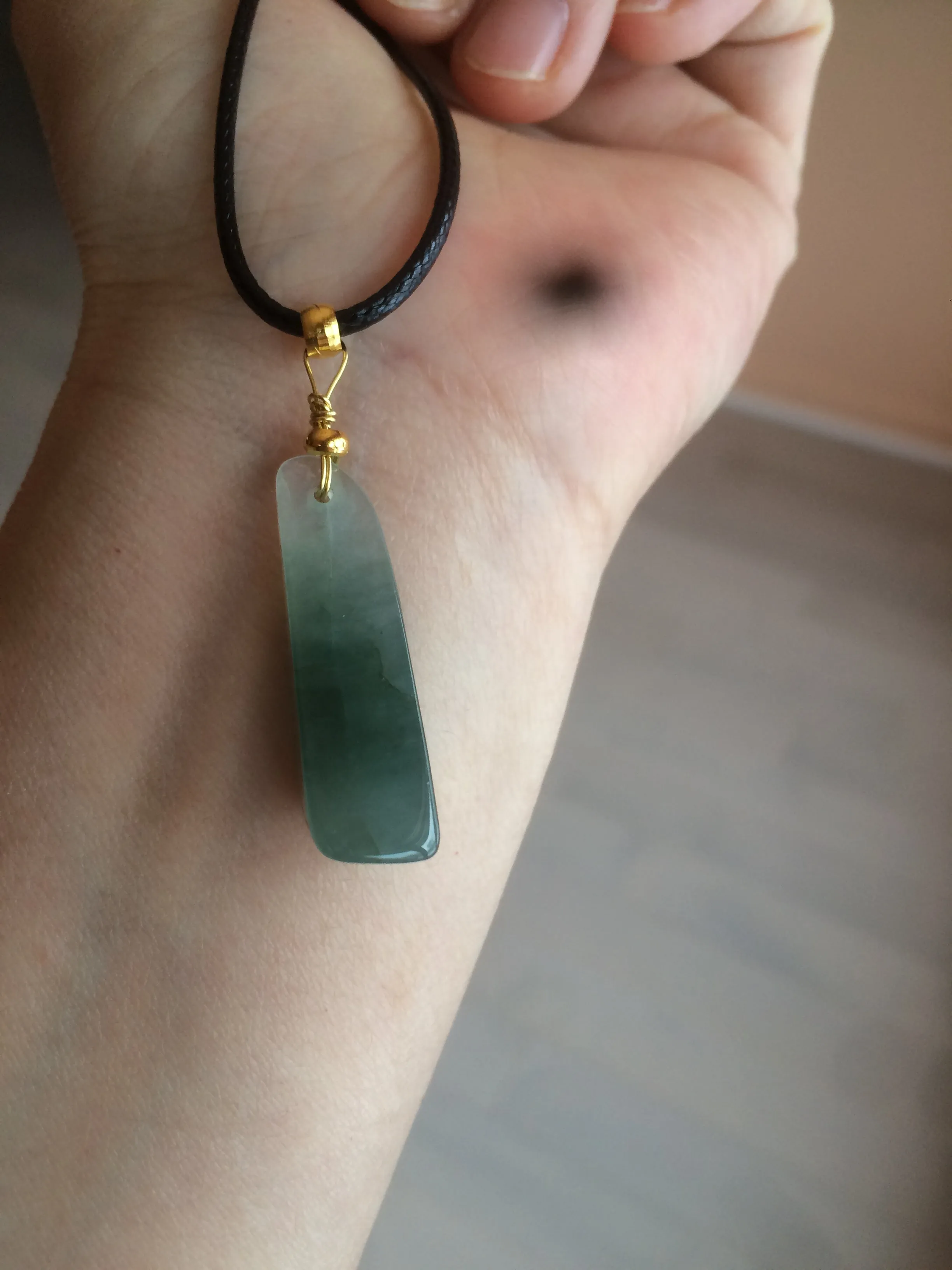 100% Natural icy watery dark green triangular prism jadeite Jade pendant necklace S43