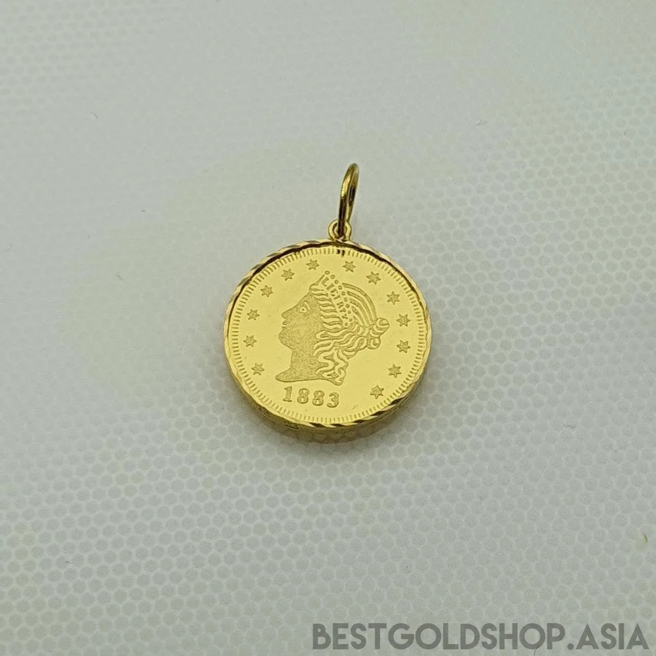 22k / 916 gold Queen Elizabeth Coin pendant