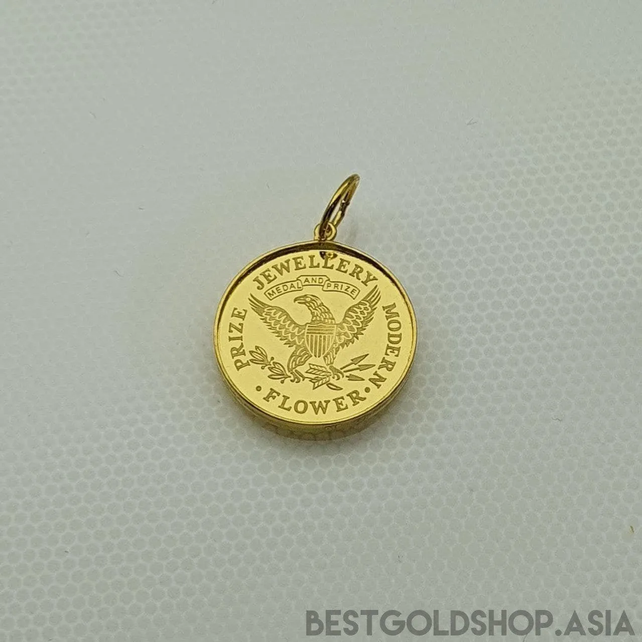 22k / 916 gold Queen Elizabeth Coin pendant