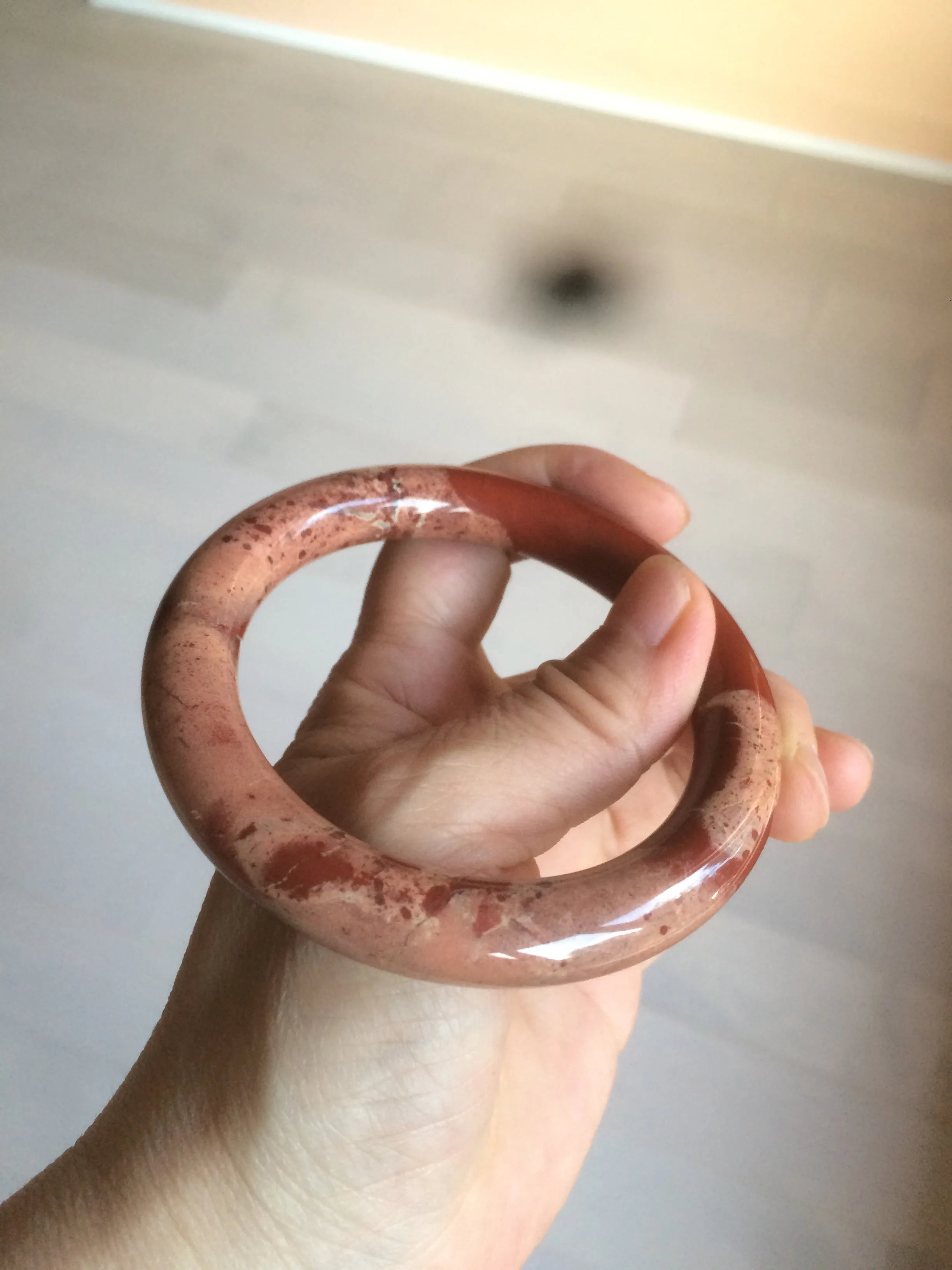 57.3mm 100% natural red/pink round cut red jasper stone bangle XY76