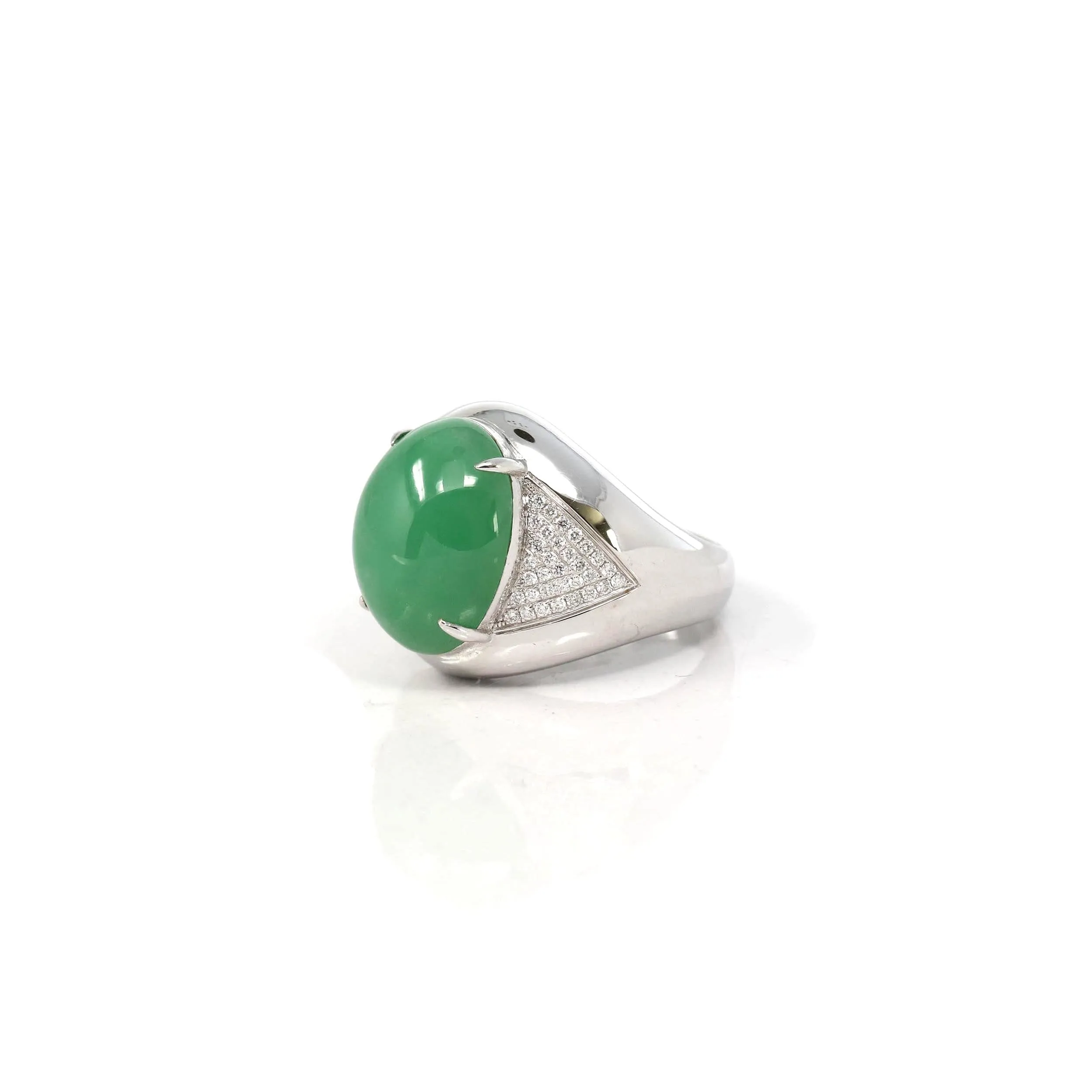 Exquisite 18k White Gold Mens Ring with Imperial Green Jadeite Jade and VS1 Diamonds