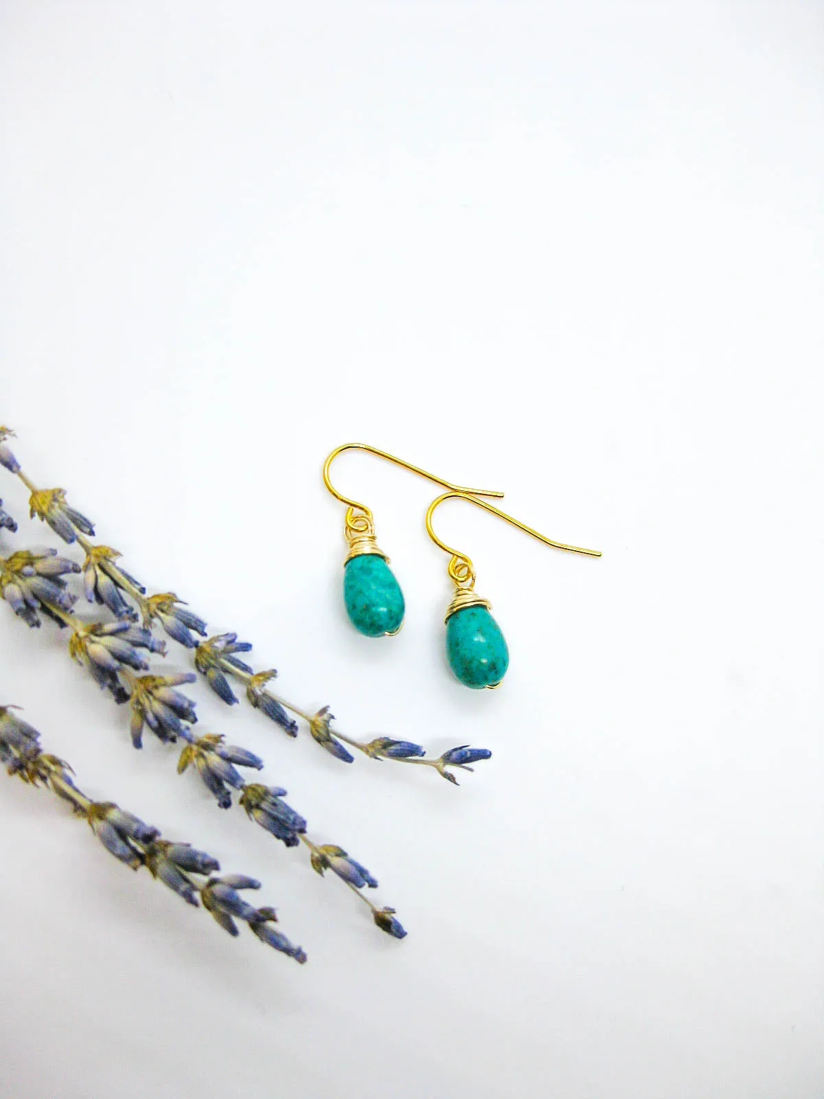 Chamomile: Turquoise Earrings - e658