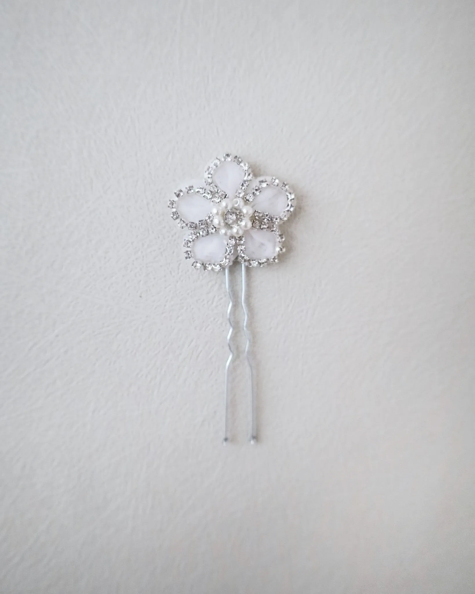 Chassia Flower Hair Pin