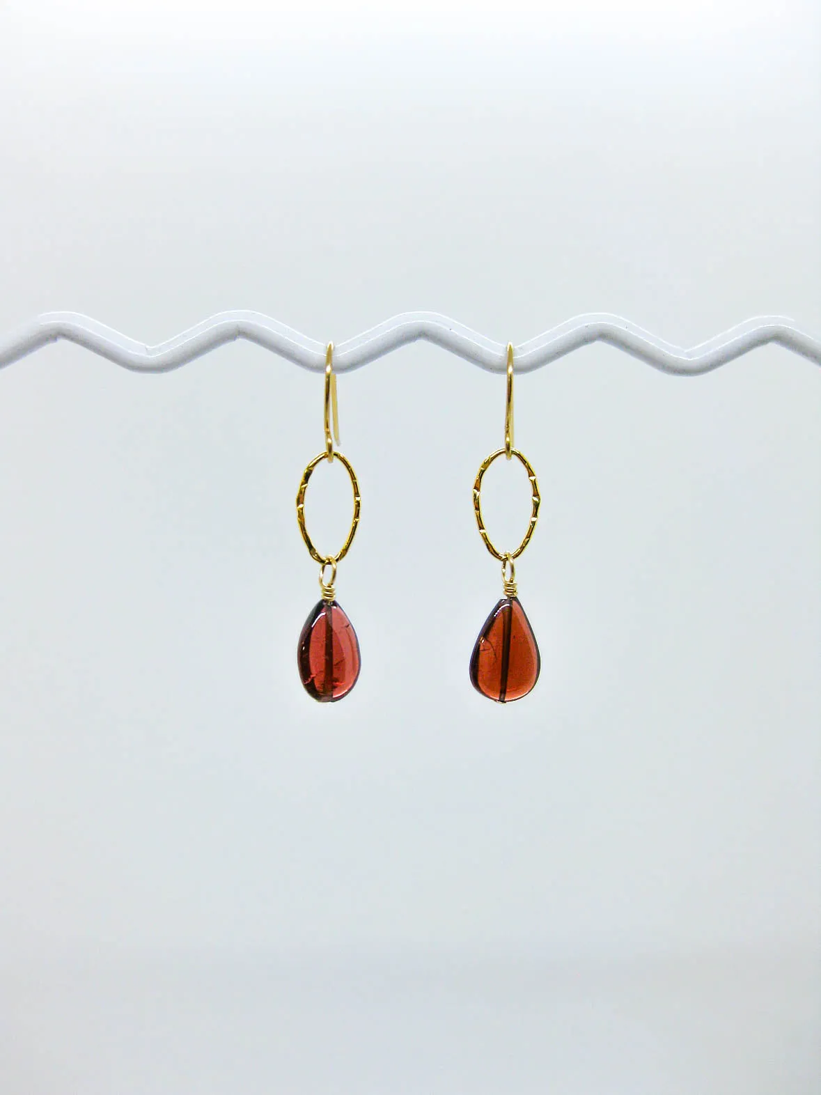 Chrysanthe: Garnet Earrings - e655