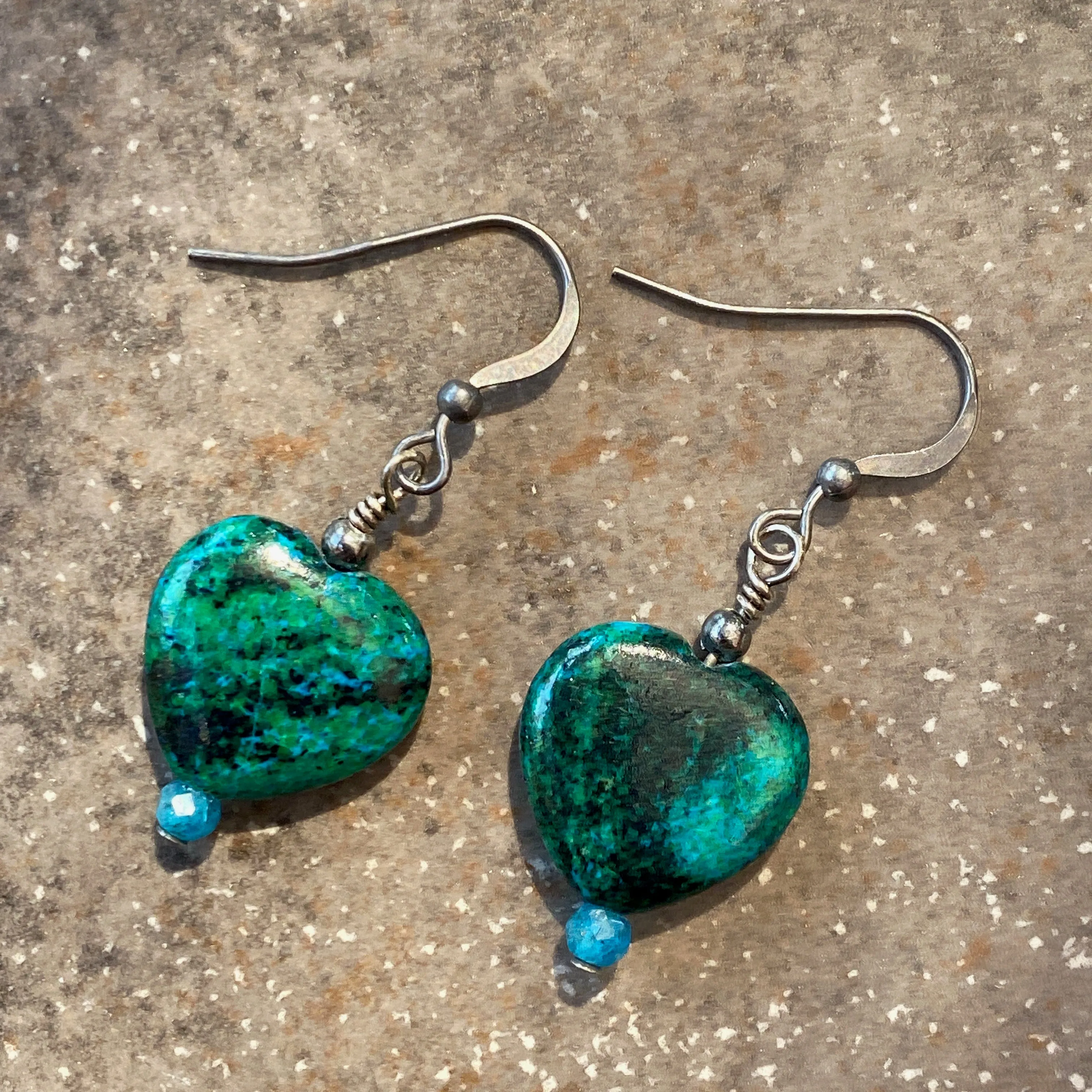 Chrysocolla and apatite oxidized sterling silver heart drop earrings