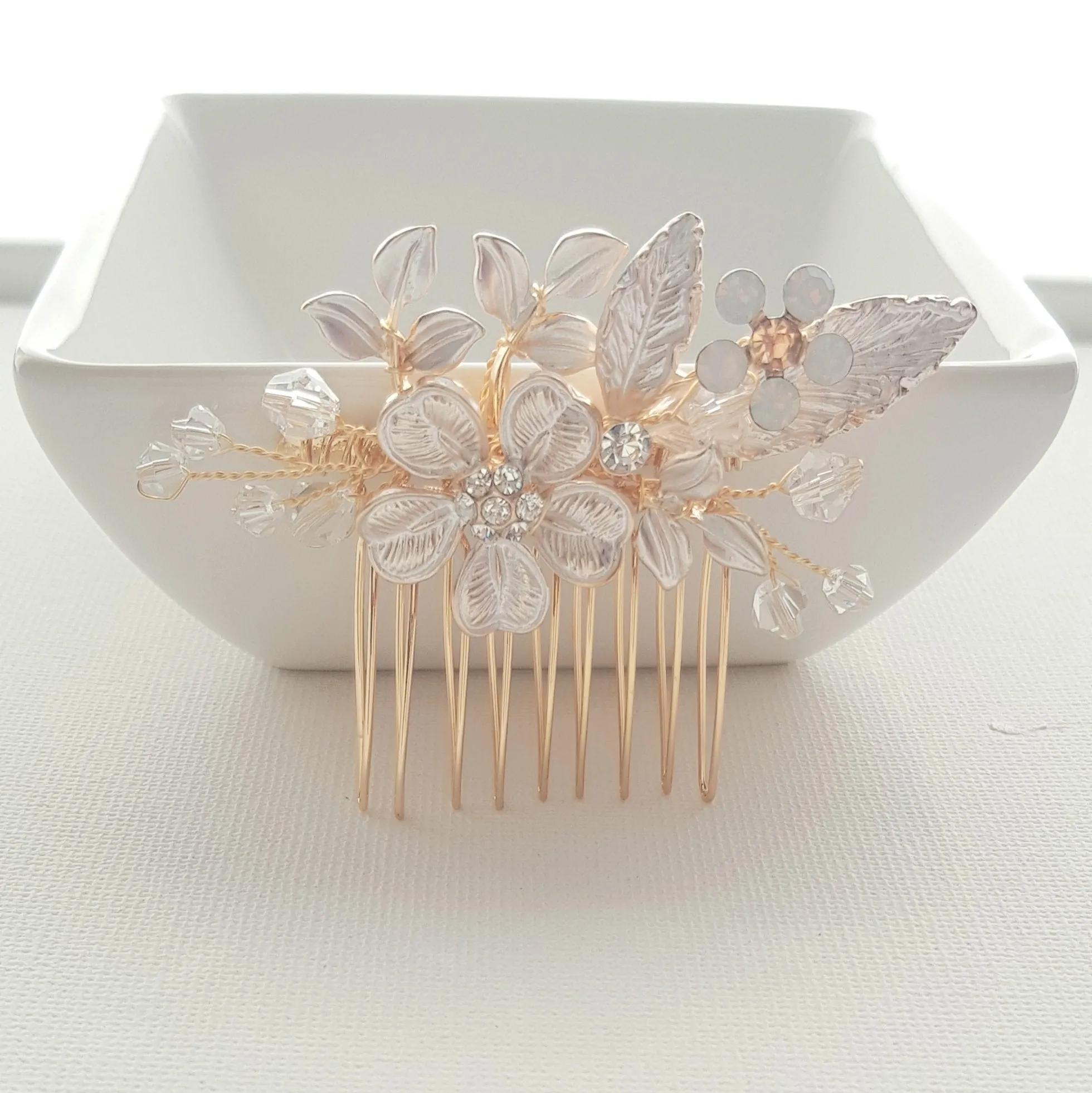 Dainty Flower & Leaf Wedding Hair Comb- Posy