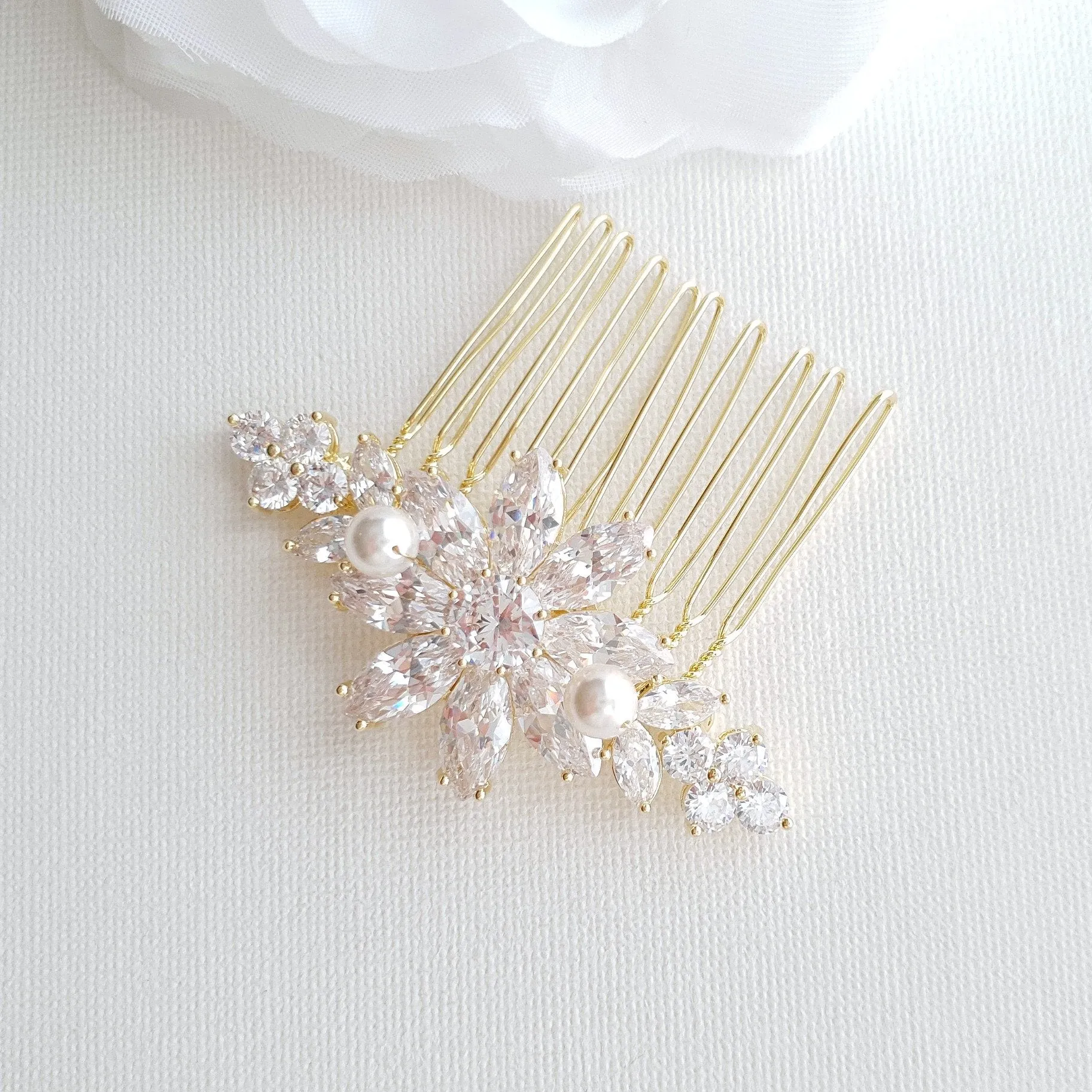 Daisy Flower Hair Comb for Brides- Daisy