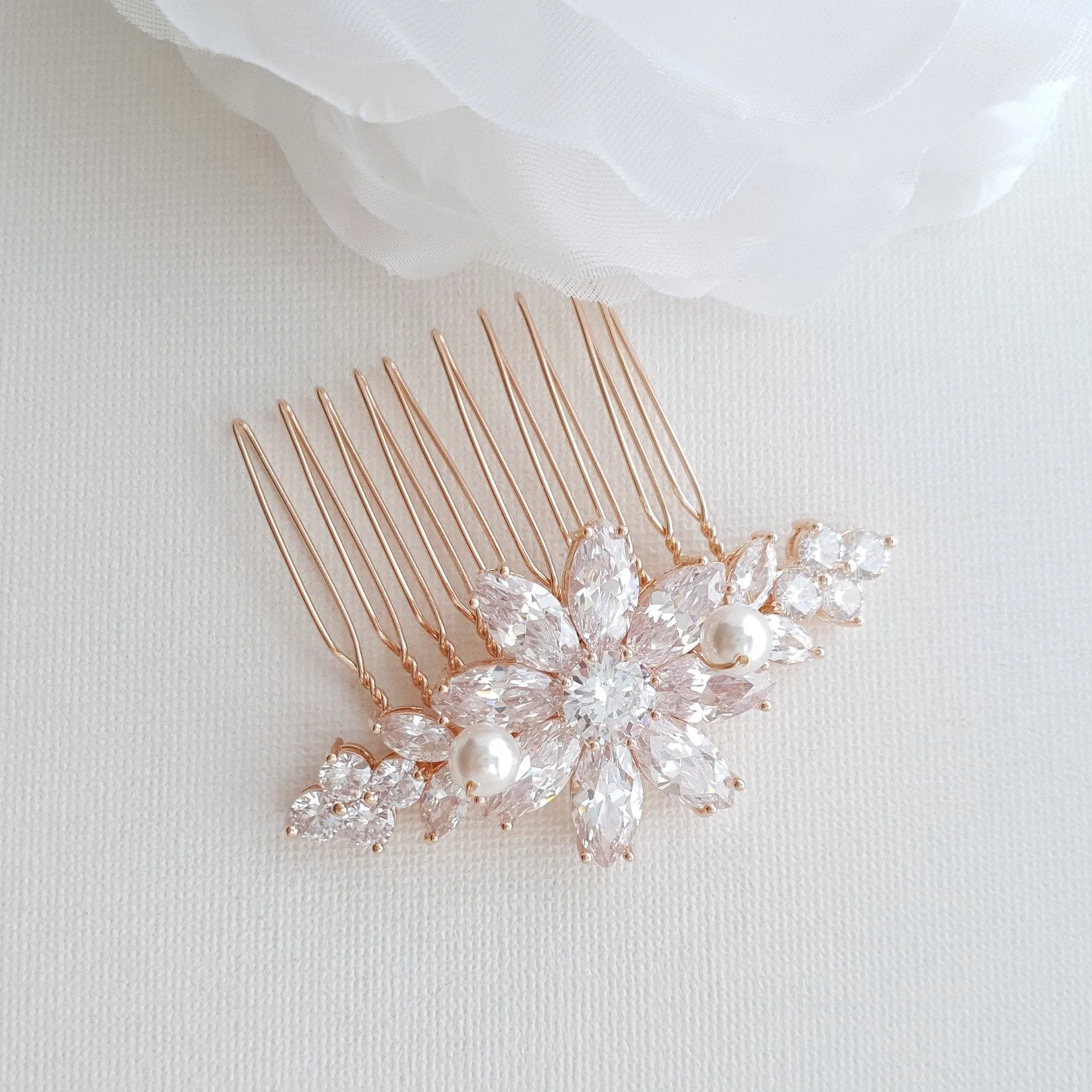 Daisy Flower Hair Comb for Brides- Daisy