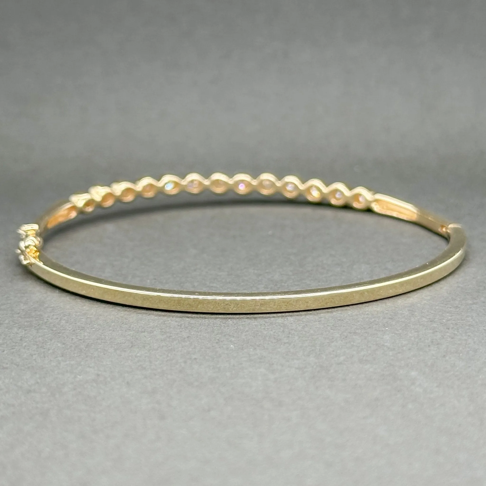 Estate 14K Y Gold 0.70ctw H/SI2-I1 Diamond Bangle Bracelet