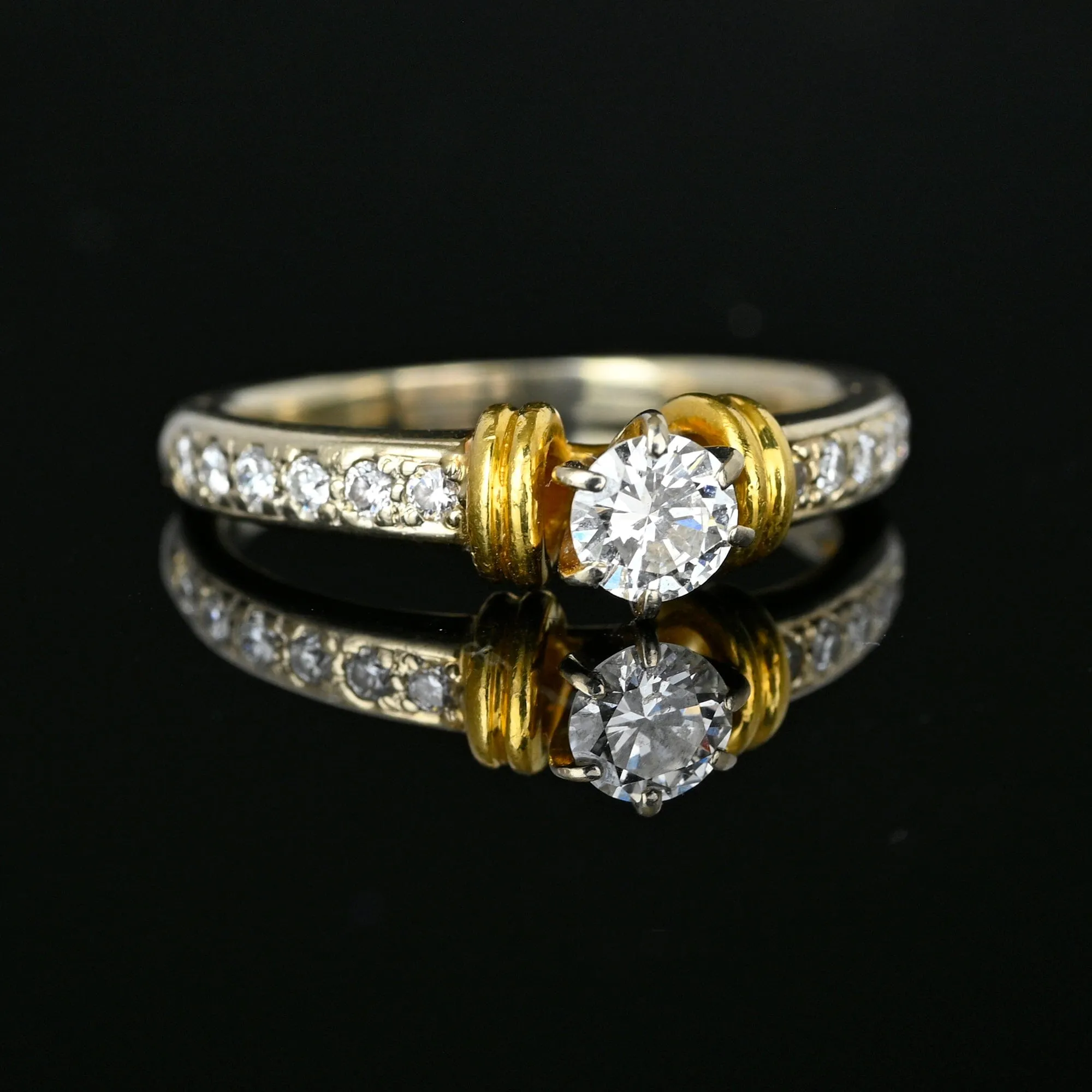 Estate 18K Gold Solitaire Diamond Engagement Ring