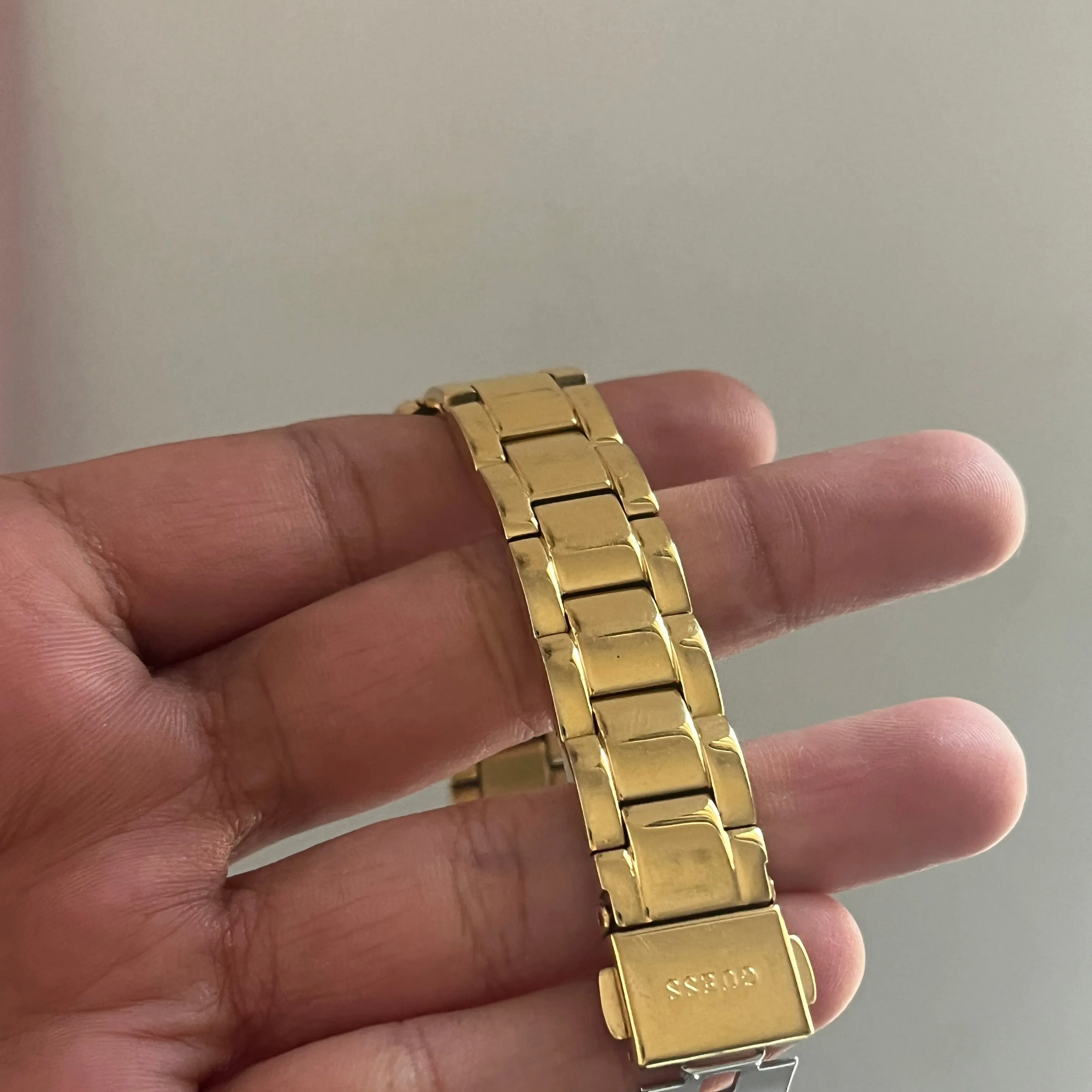 Guess Gold-Tone Logo U1147l2 Watch | Gently Used |