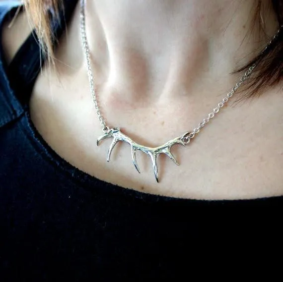 Horizontal Elk Antler Choker