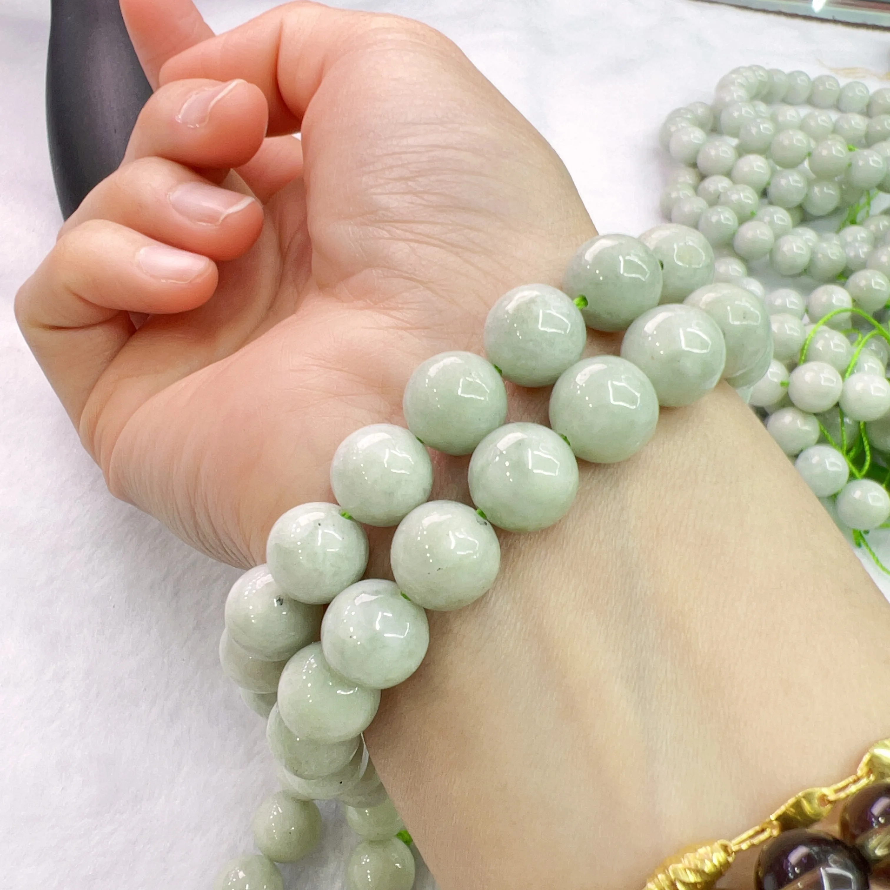 Light Green - Genuine Jade 10mm Jadeite Round Bead Strands for DIY Jewelry Project