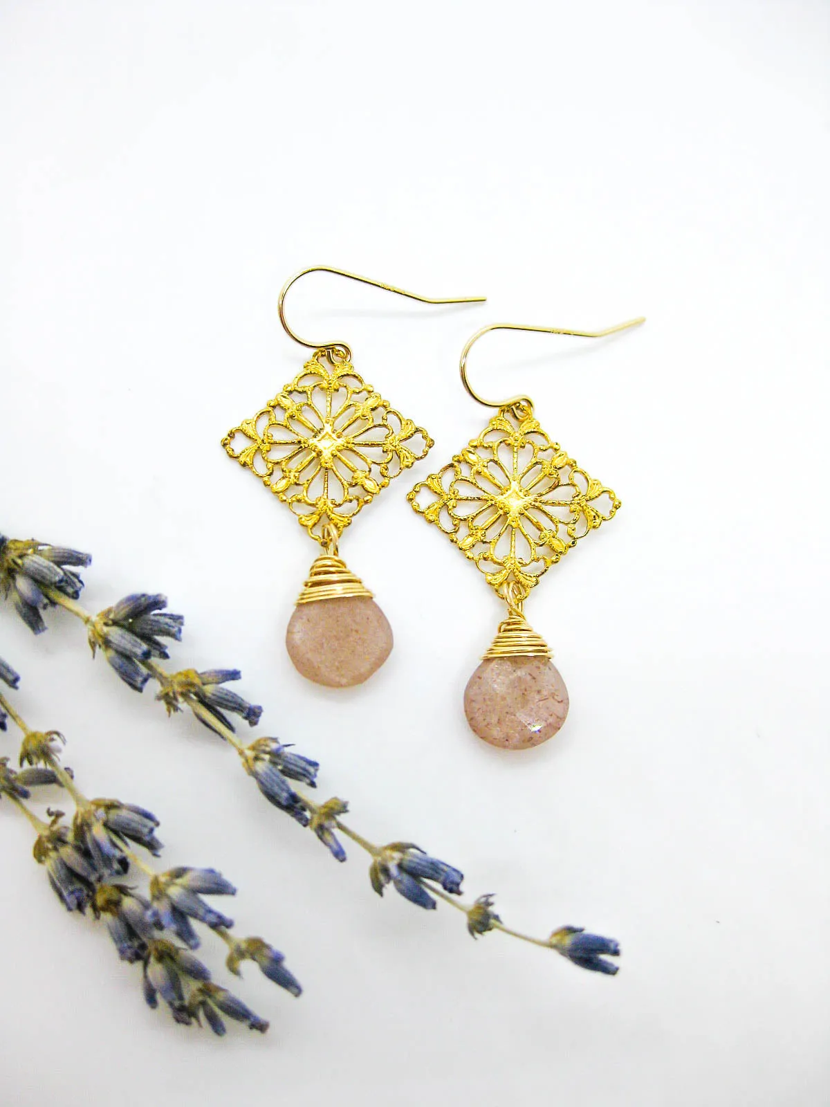 Lotus: Peach Moonstone Earrings - e684