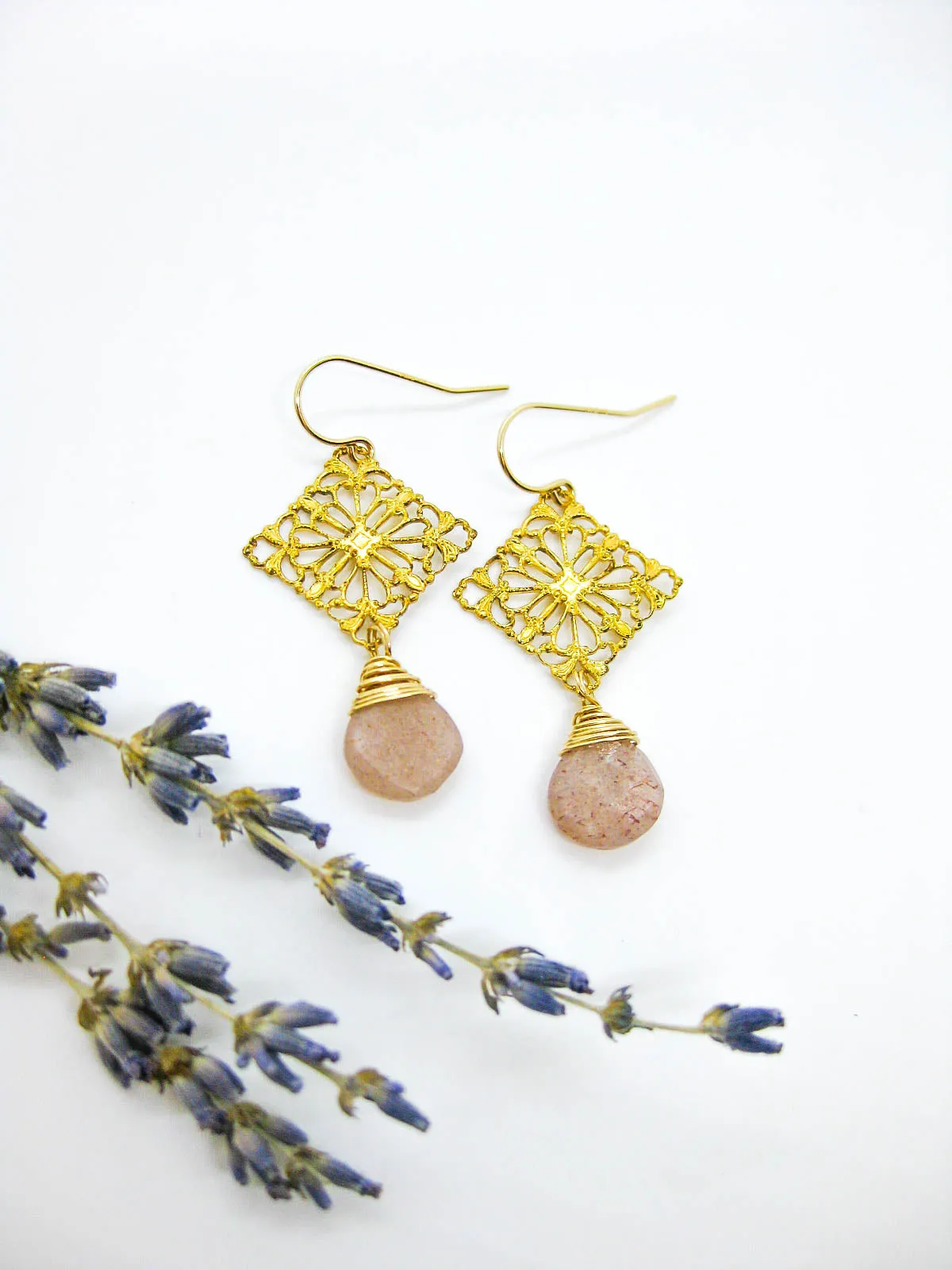 Lotus: Peach Moonstone Earrings - e684