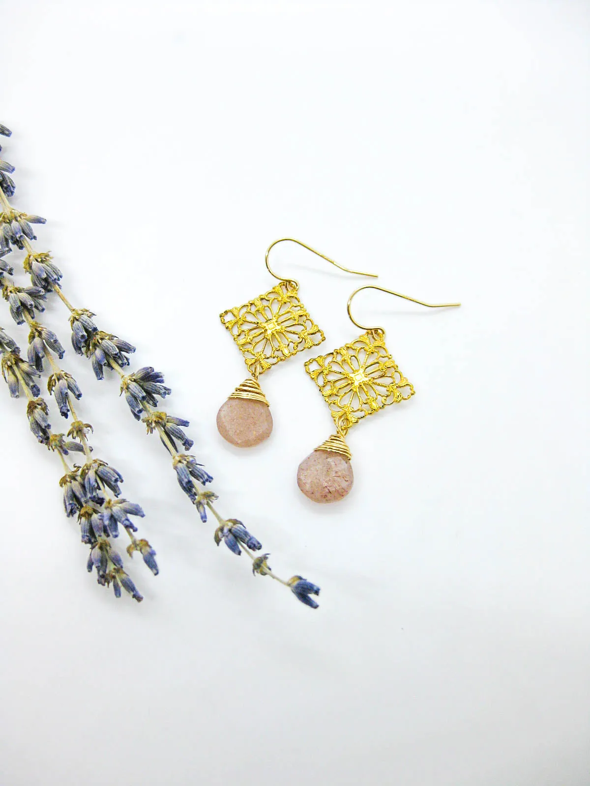 Lotus: Peach Moonstone Earrings - e684