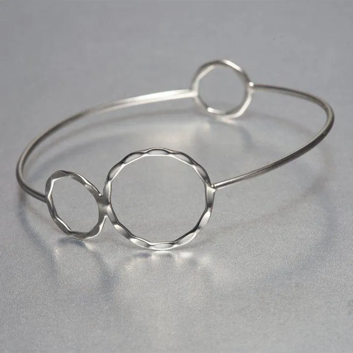 Merak Shanti Silver Cuff