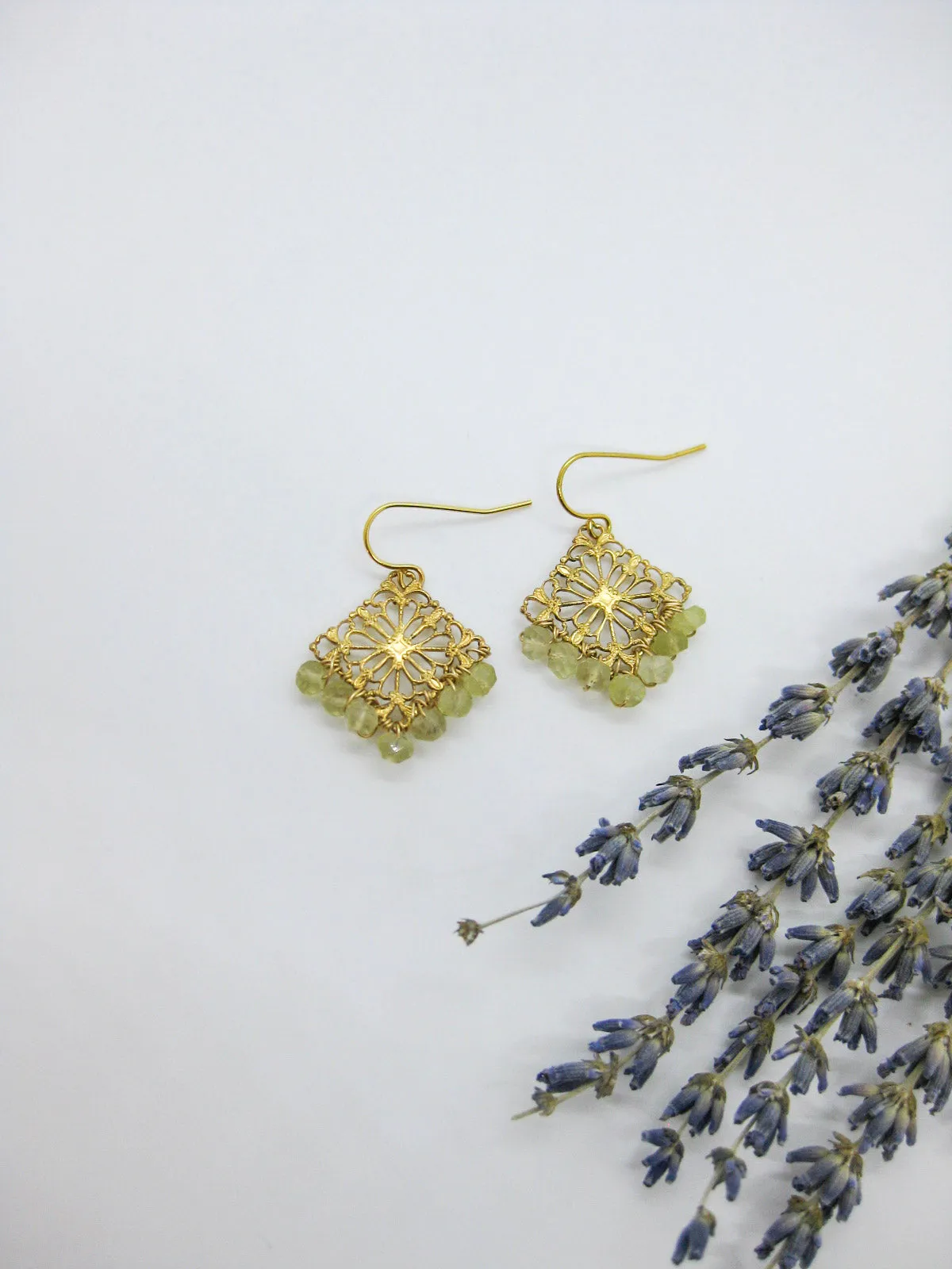 Nila: Lemon Citrine Earrings - e590