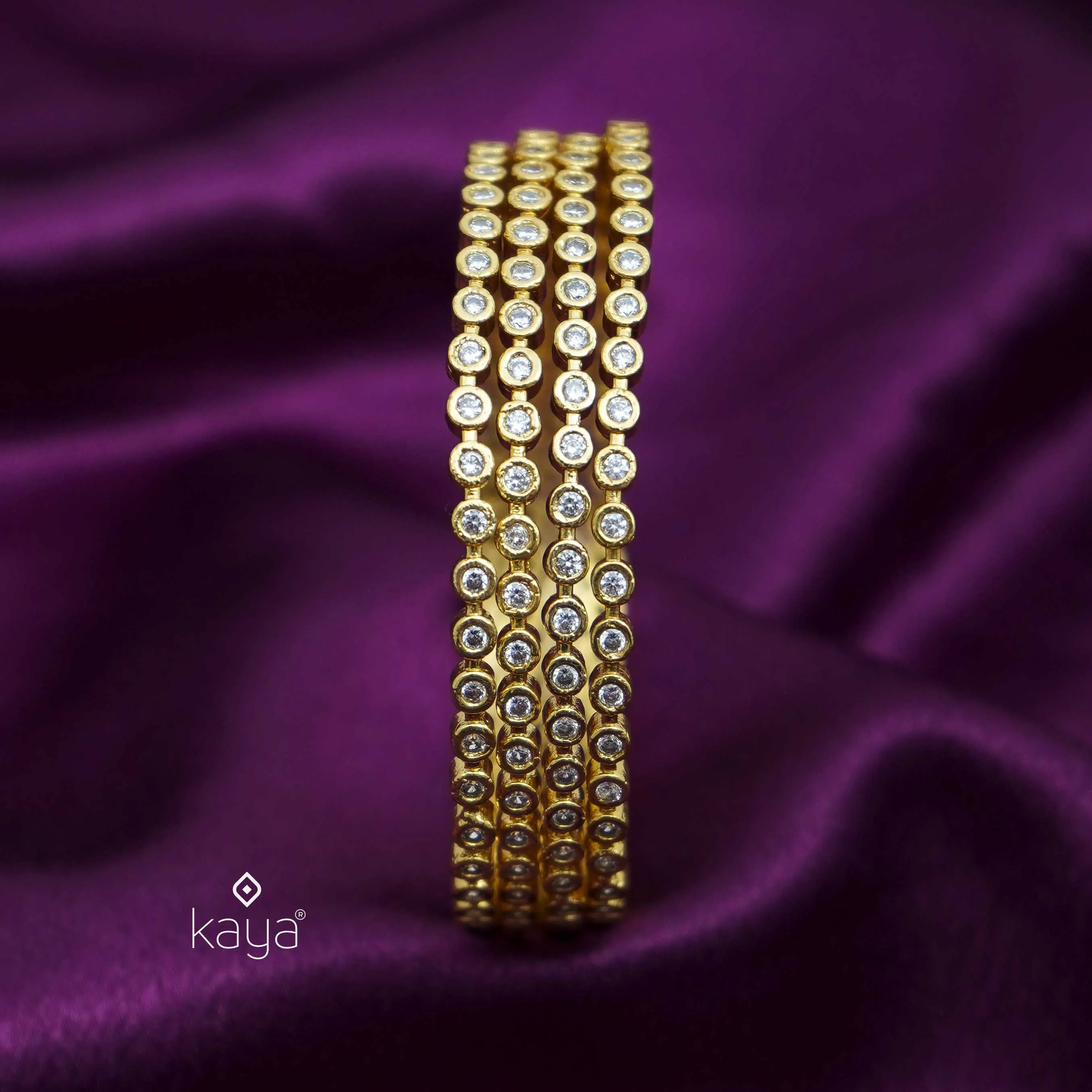 SG100981 - Gold Plated stone bangle