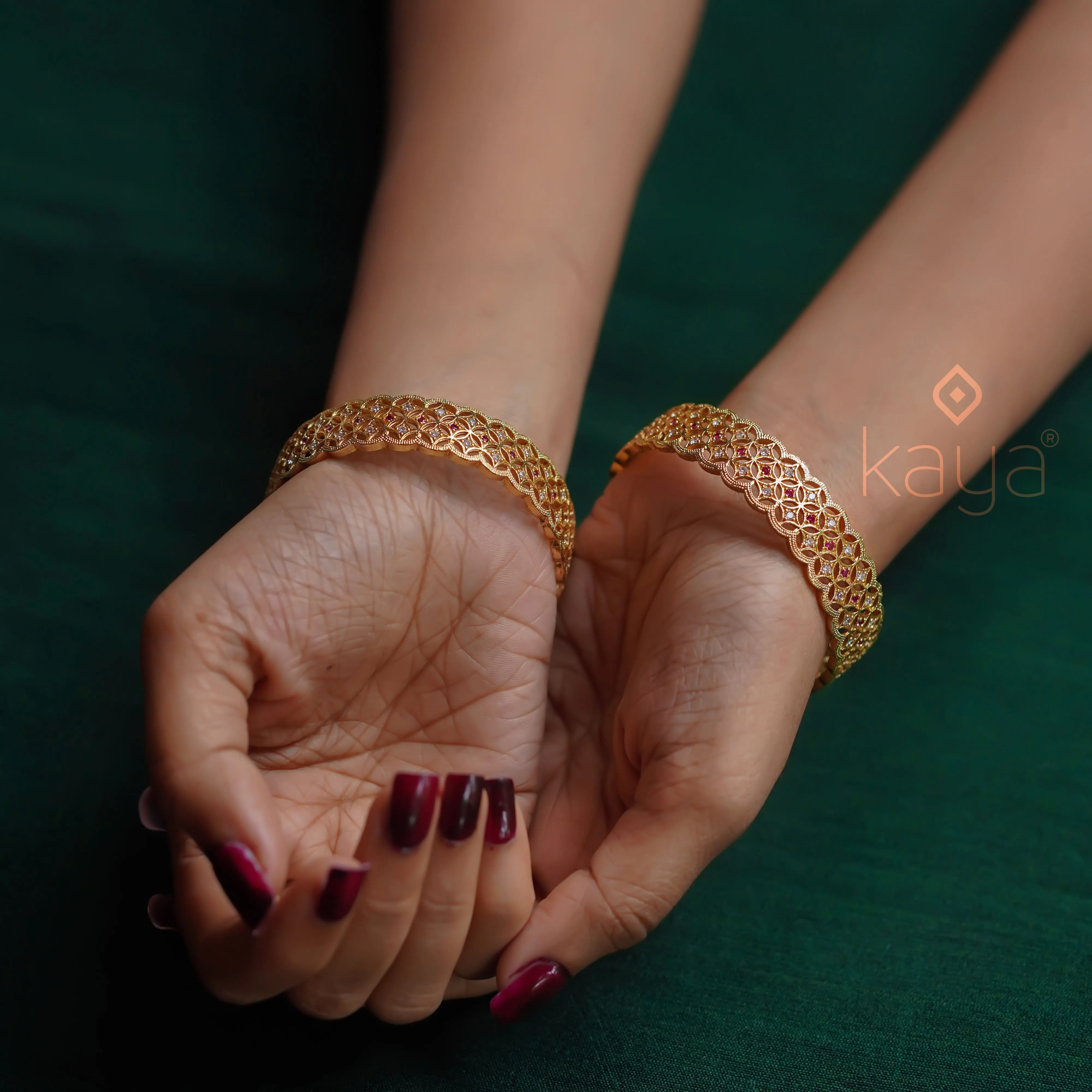 SG100982 - Gold Plated stone bangle (pair)