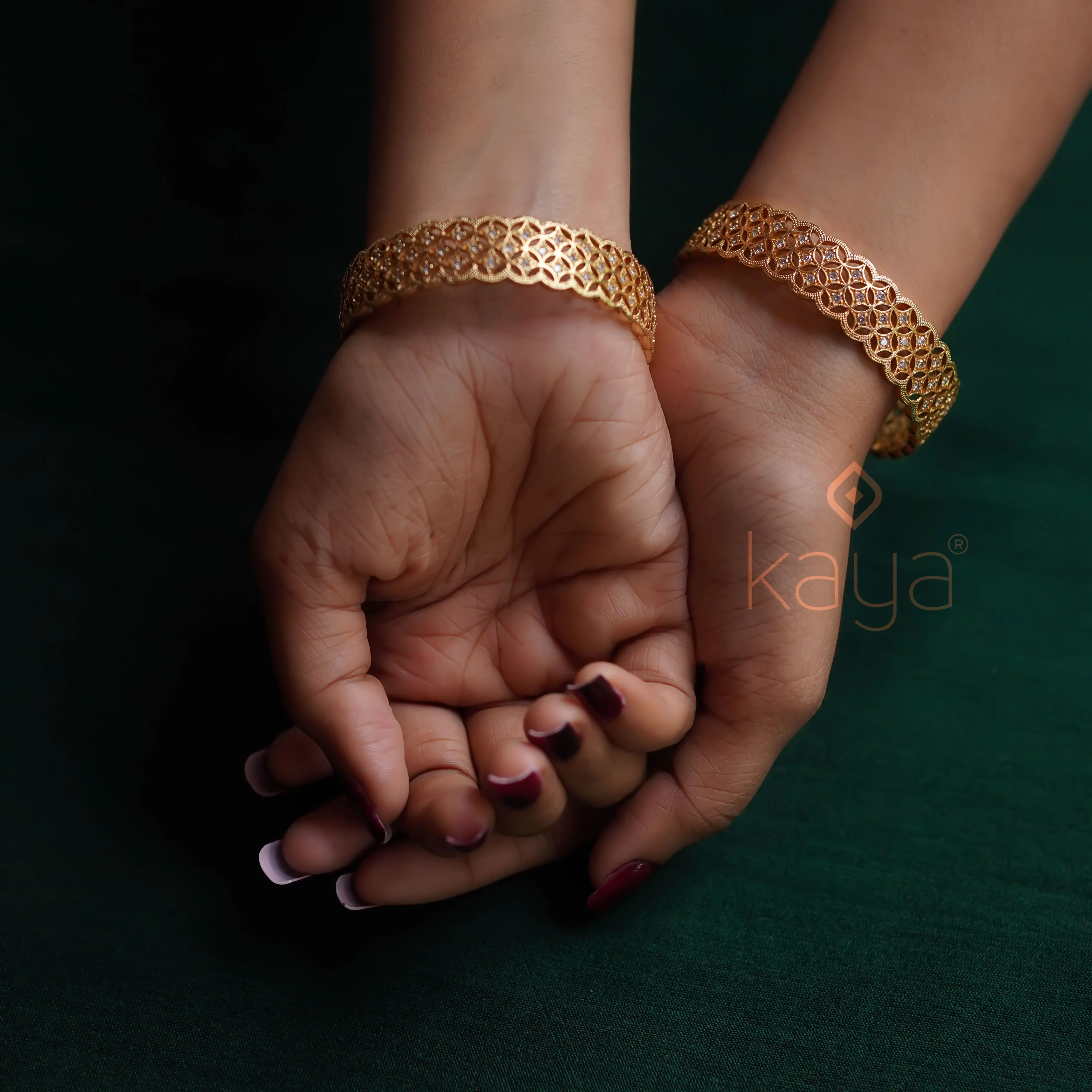 SG100982 - Gold Plated stone bangle (pair)