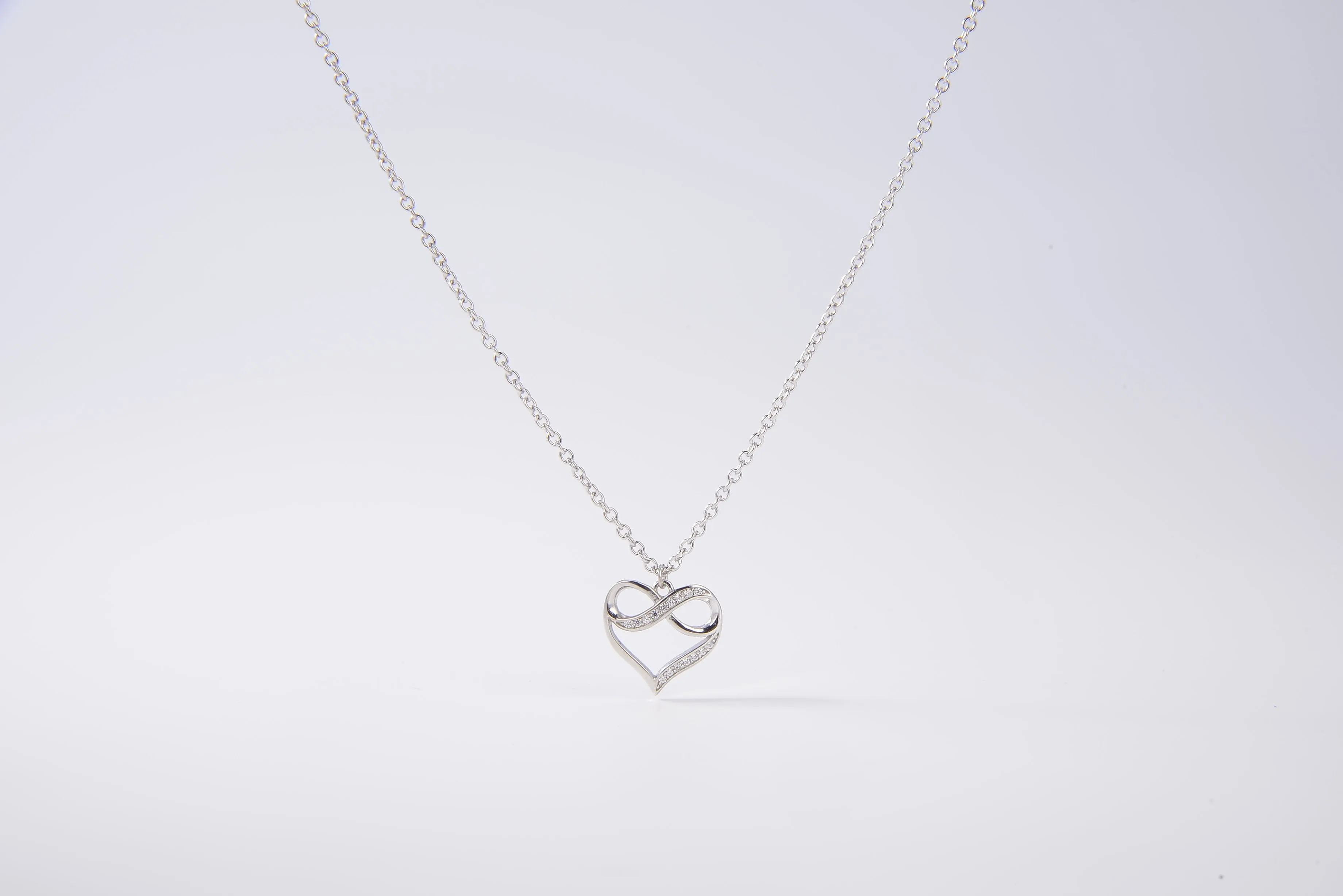 The Intimate Pendant (925 Sterling Silver)