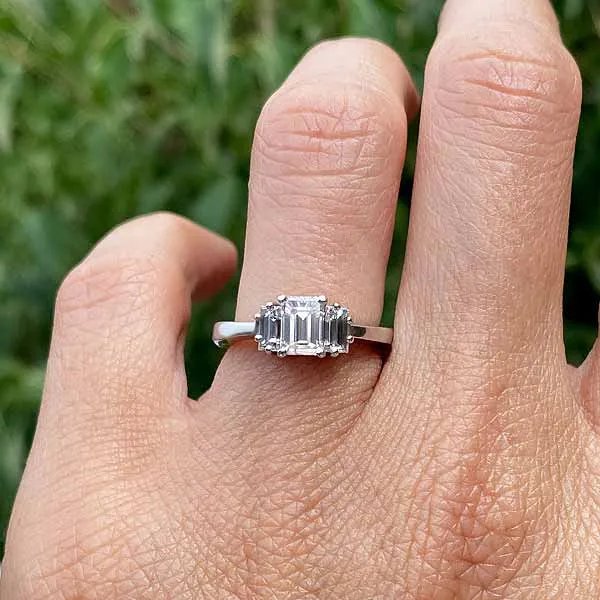 Vintage Engagement Ring, Emerald cut 0.78ct.