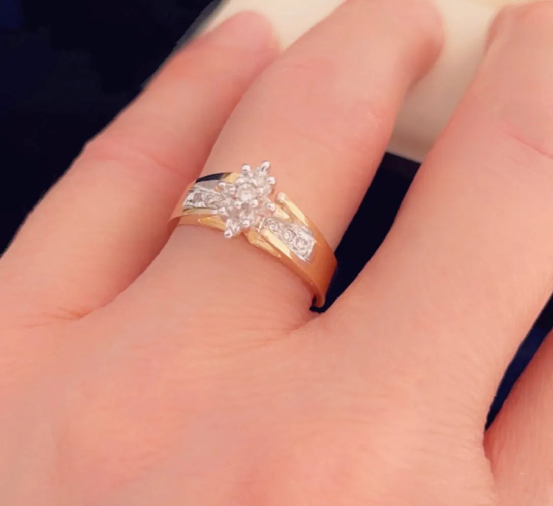 Women Engagement ring